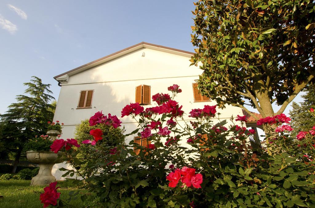 La Coccinella Bed & Breakfast Iesi Exterior photo