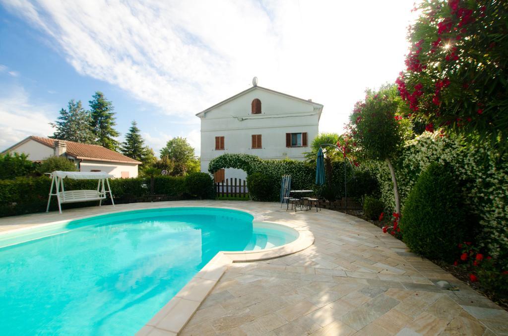La Coccinella Bed & Breakfast Iesi Exterior photo