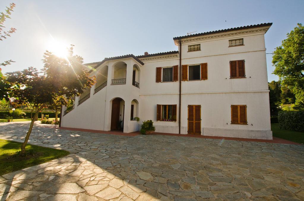 La Coccinella Bed & Breakfast Iesi Exterior photo